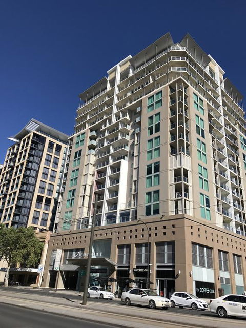 96 North Terrace - Perisher Accommodation 0