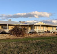 A Better Life Animal Sanctuary FarmStay - Private Two-Bedrooms Lounge Room  Bathroom  Toilet Shared Kitchen - Perisher Accommodation