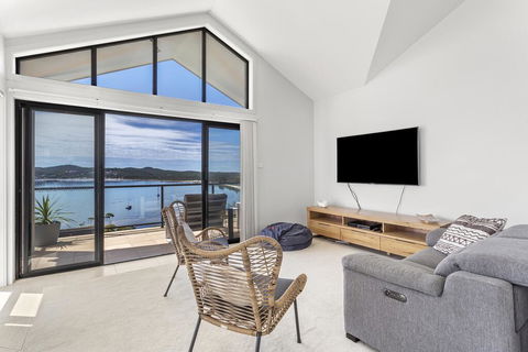 Above And Beyond - Beautiful Home With Pool - Perisher Accommodation 1