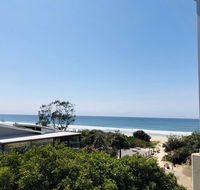 Absolute Beachfront - Cabarita Beach - Ocean Views - 3 Bed Apartment - Perisher Accommodation