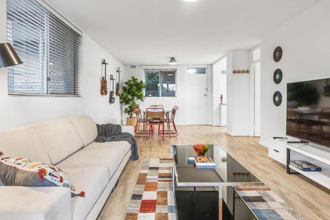 EAST4 - Vintage Vibes East Freo 2B 1BA - Perisher Accommodation 2