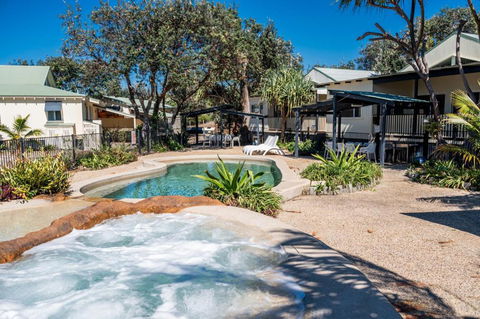 E.V. - Eurong Beach Villa - Perisher Accommodation 0