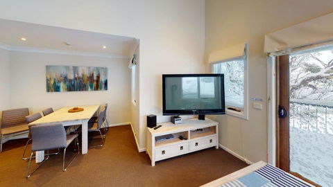 Family Chalet 29 The Stables Perisher - Perisher Accommodation 3