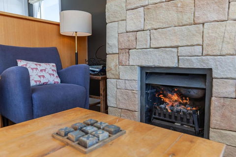 Family Chalet 32 The Stables Perisher - Perisher Accommodation 1