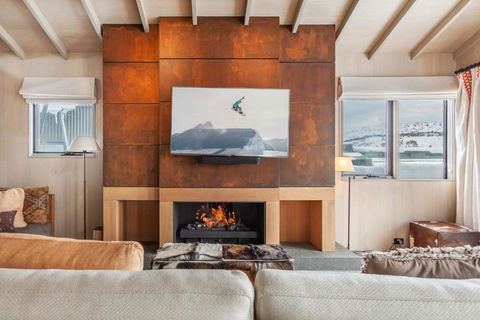 Family Chalet 34 The Stables Perisher - Perisher Accommodation 1