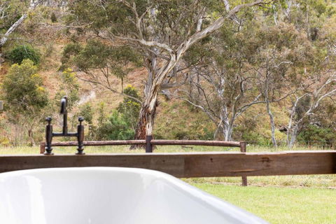 Grandview Accommodation - Hideaway Huts - Perisher Accommodation 3