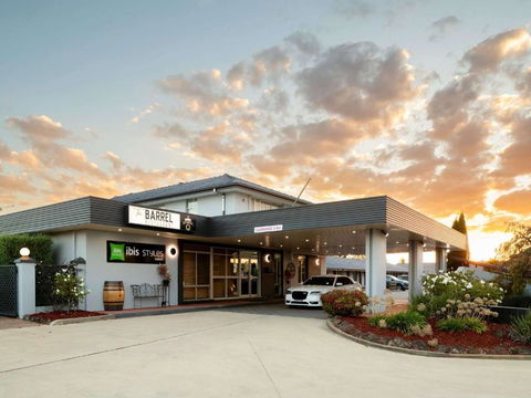 Ibis Styles Orange - Perisher Accommodation 0