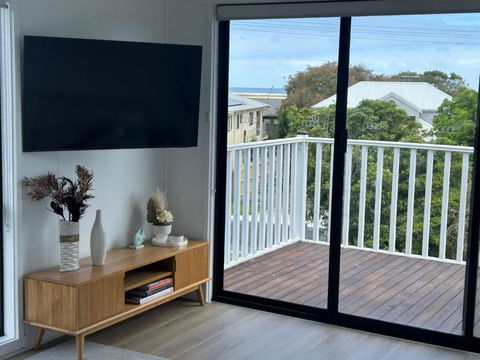 Iconic Beach House On Bruce - Perisher Accommodation 2