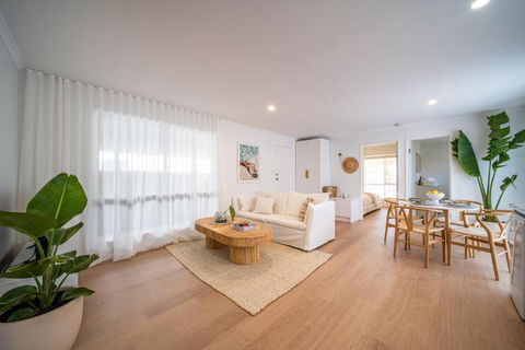 ILUKA Luxe Accommodation, Relaxed Coastal Vibe - Perisher Accommodation 0