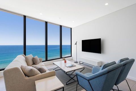 Meriton Suites Surfers Paradise - Perisher Accommodation 2