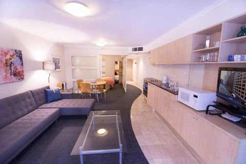 PI702 - Ideally Located Sydney CBD - Perisher Accommodation 0