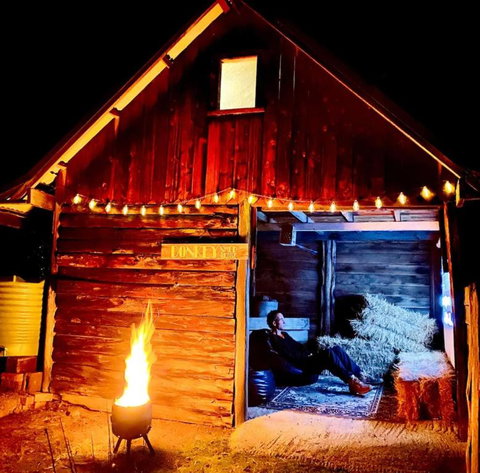 Poets Ode Featuring The Donkey Shed Theatre - Perisher Accommodation 2