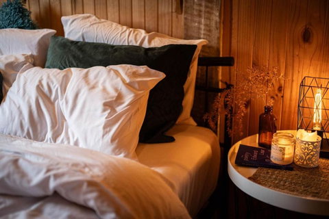 Poets Ode Featuring The Donkey Shed Theatre - Perisher Accommodation 3