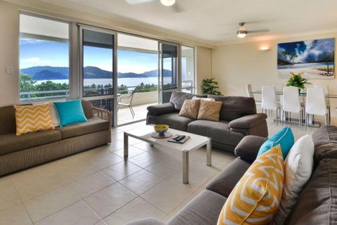 Poinciana Lodges - Ocean Views - Perisher Accommodation 2