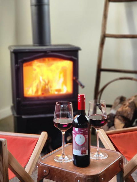 Red Door Collective - RDC Vineyard Estate, Luxury Adult Only Stay - Perisher Accommodation 2