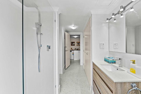 Prime Perth Apartment - Perisher Accommodation 2