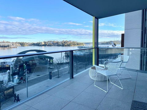 RARE Luxury Waterfront Living - Perisher Accommodation 1