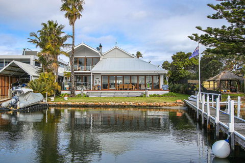 Bancroft Bay Frontage - Perisher Accommodation 0