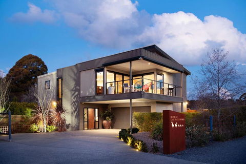 Retreat Lake Daylesford - Free Wifi - Perisher Accommodation 0