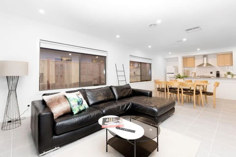ResortStyle 4BR House With Parking - Perisher Accommodation 2