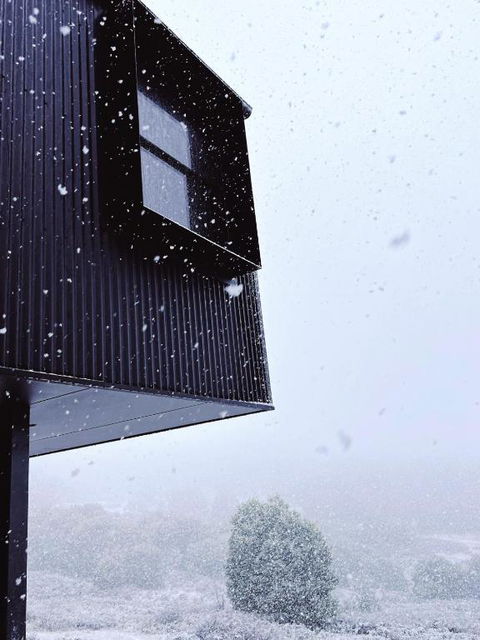 Roam Merrijig - Luxury Stay With Mountain Views - Foothills Of Mt Buller - Perisher Accommodation 3