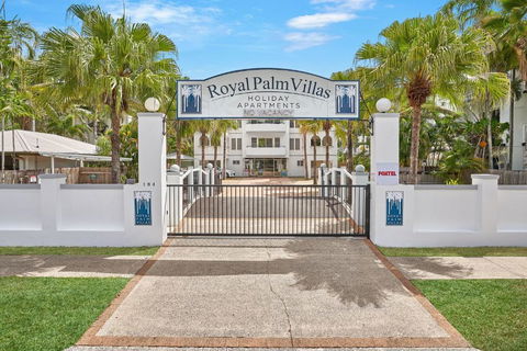 Royal Palm Villas - Perisher Accommodation 2