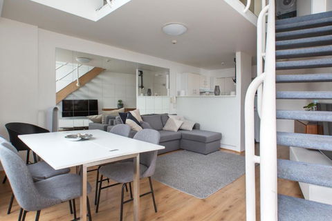 S203S - The Loft By Darling Harbour - Perisher Accommodation 1