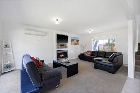 Sandy Beach House Cowes - Perisher Accommodation 2