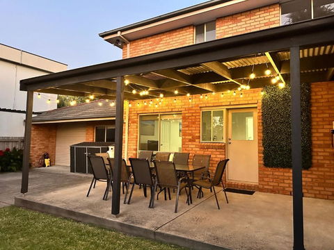 Sandy Beach House Cowes - Perisher Accommodation 0
