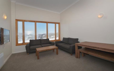 Smiggins Hotel & Chalet Apartments - Perisher Accommodation 2