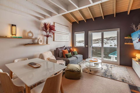 Studio Loft 8 The Stables Perisher - Perisher Accommodation 0