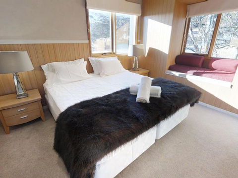 Studio Loft 9 1 The Stables Perisher - Perisher Accommodation 3