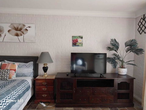 Sweet Home By The Golf Course - Perisher Accommodation 2