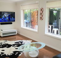 Beachside Villa Ettalong Beach - Perisher Accommodation