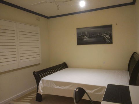 Big Room 12km To City Near Boxhill, Melbourne - Perisher Accommodation 0