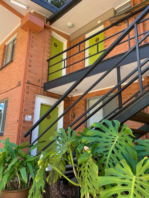 WARBURTON MOTEL - Where Mid-century Style Meets The Mountains - Perisher Accommodation 1