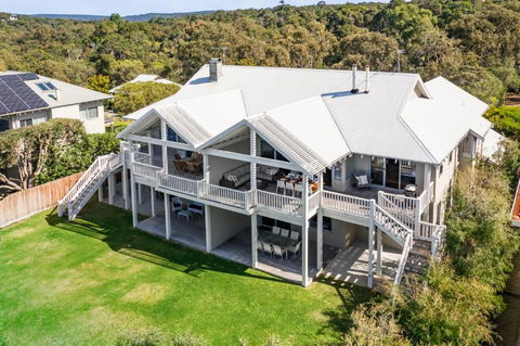 WATERFRONT - Perisher Accommodation 1