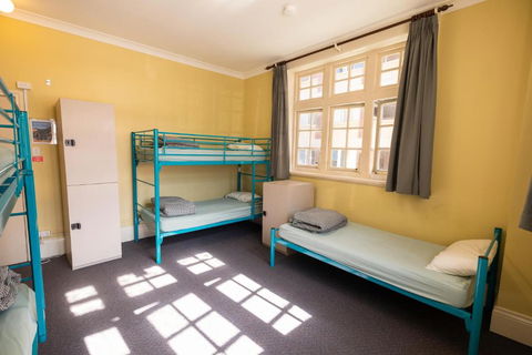 YHA Newcastle Beach - Perisher Accommodation 2