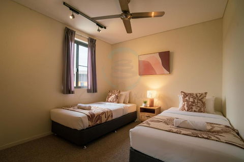 ZEN PARADISE - 2-BR Waterfront Ocean View Retreat - Perisher Accommodation 1