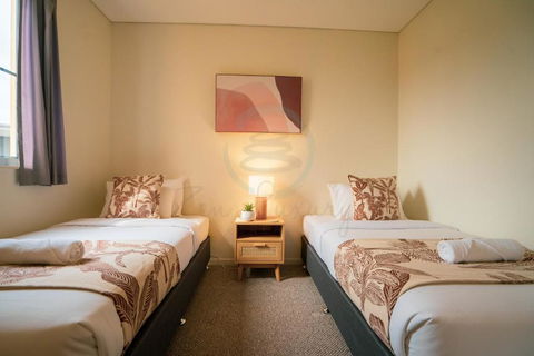 ZEN PARADISE - 2-BR Waterfront Ocean View Retreat - Perisher Accommodation 3