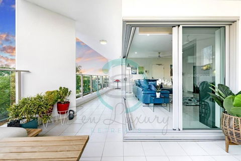 ZEN Tree Blossom: 3-BR Luxury Apt Near Waterfront - Perisher Accommodation 3