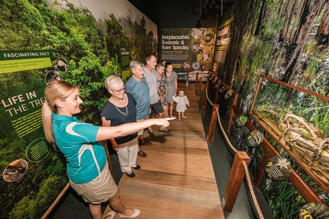 Cairns Aquarium Tour By Twilight With Drink And Appetiser - Perisher Accommodation 2