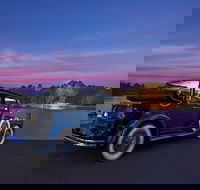 Blue Mountains Vintage Cadillac Tour with Local Guide - Perisher Accommodation