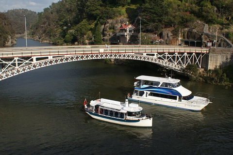 Cataract Gorge Cruise 11:30 Am - Perisher Accommodation 1